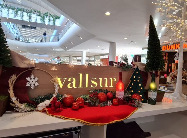 Navidad deco en centro comercial Vallsur.
